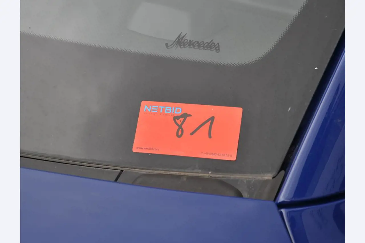 div. Kantineneinrichtung sowie Werkstattzubehör aus dem Hafenumfeld-2