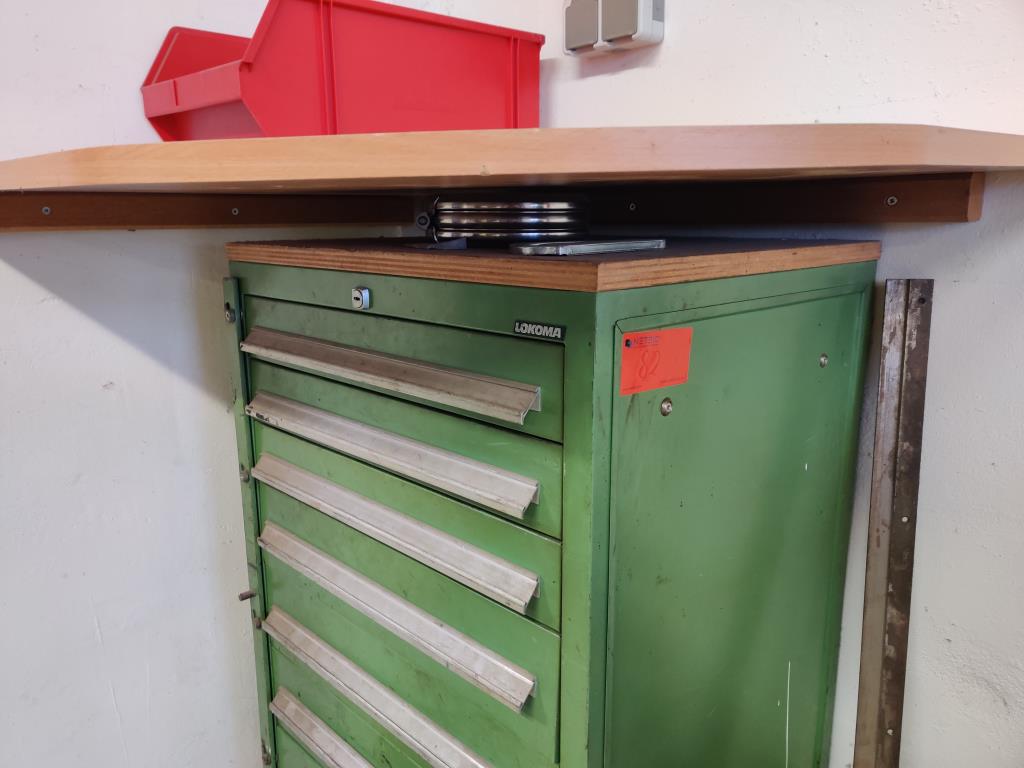 Equipos de taller y fontanería de la zona portuaria-1