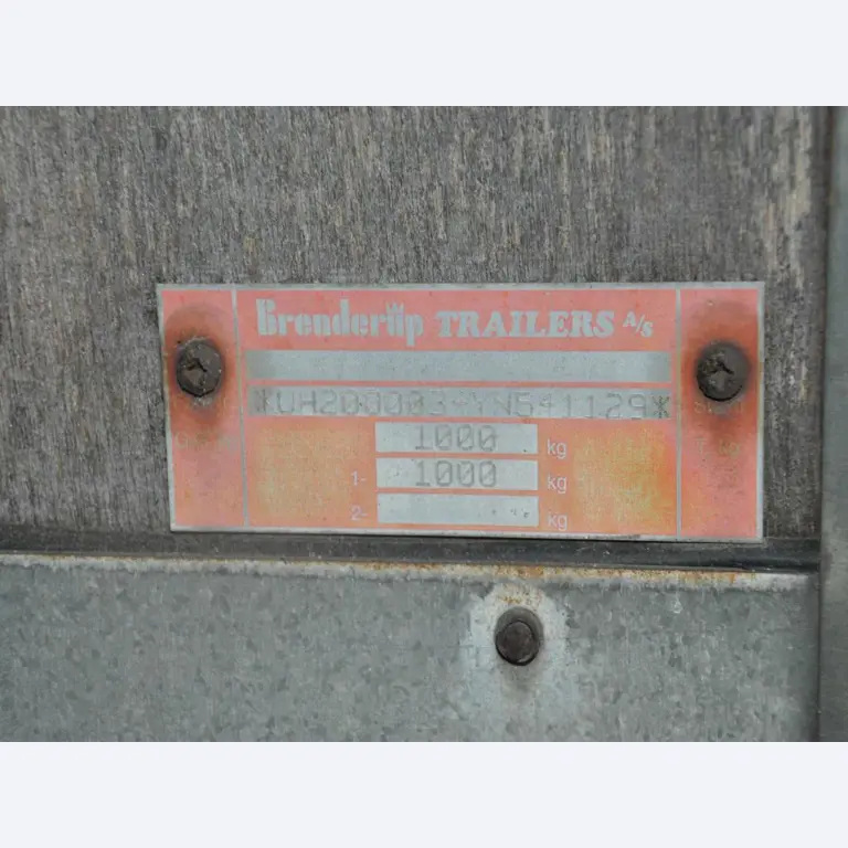 div. Kantineneinrichtung sowie Werkstattzubehör aus dem Hafenumfeld-8