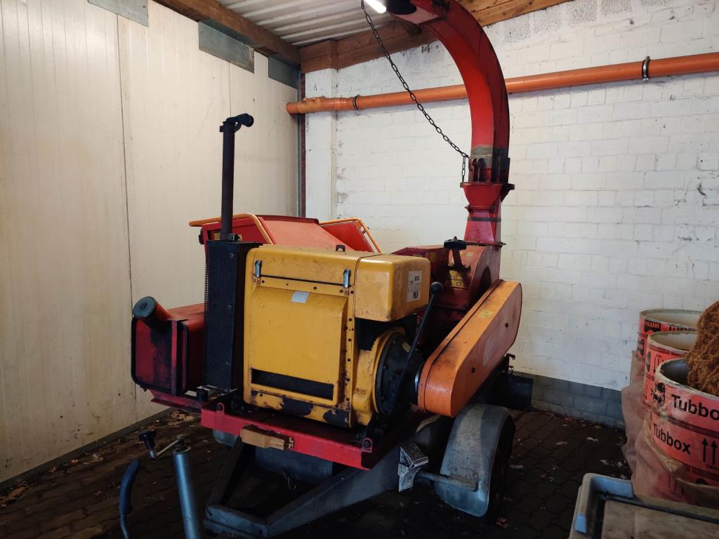 div. Kantineneinrichtung sowie Werkstattzubehör aus dem Hafenumfeld-11