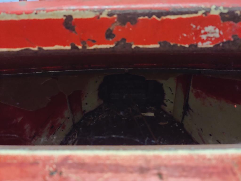 div. Kantineneinrichtung sowie Werkstattzubehör aus dem Hafenumfeld-15