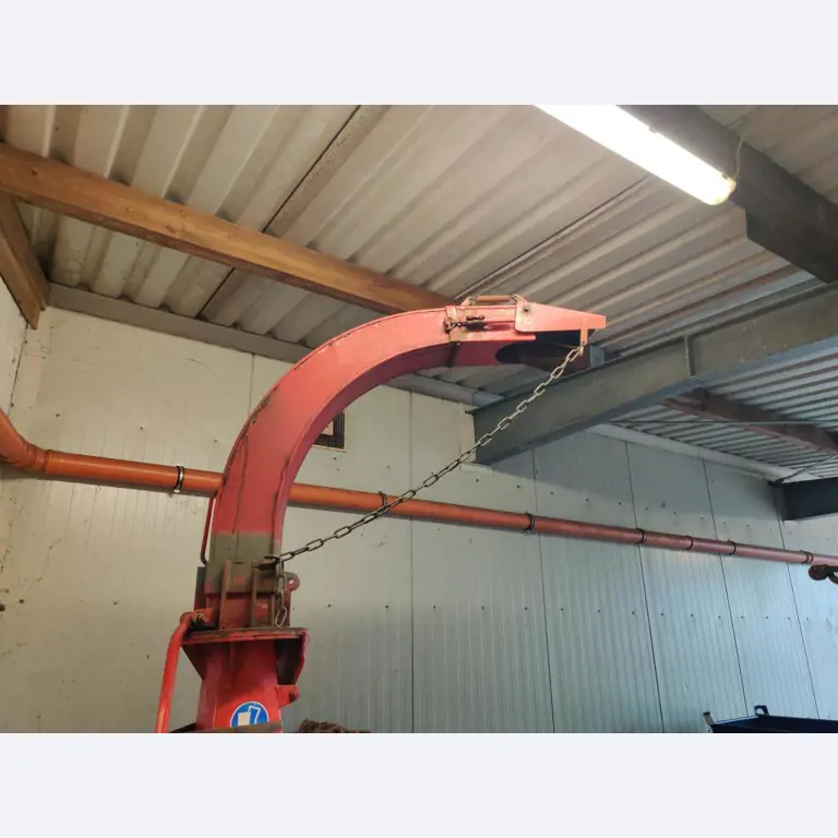 Različna oprema za menze in delavnice z območja pristanišča-18