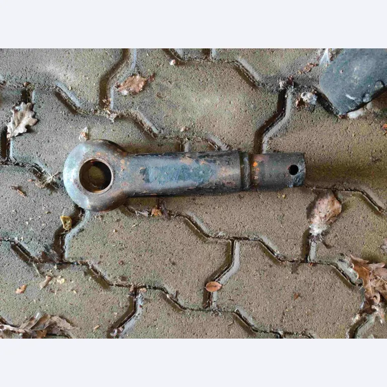 Različna oprema za menze in delavnice z območja pristanišča-21