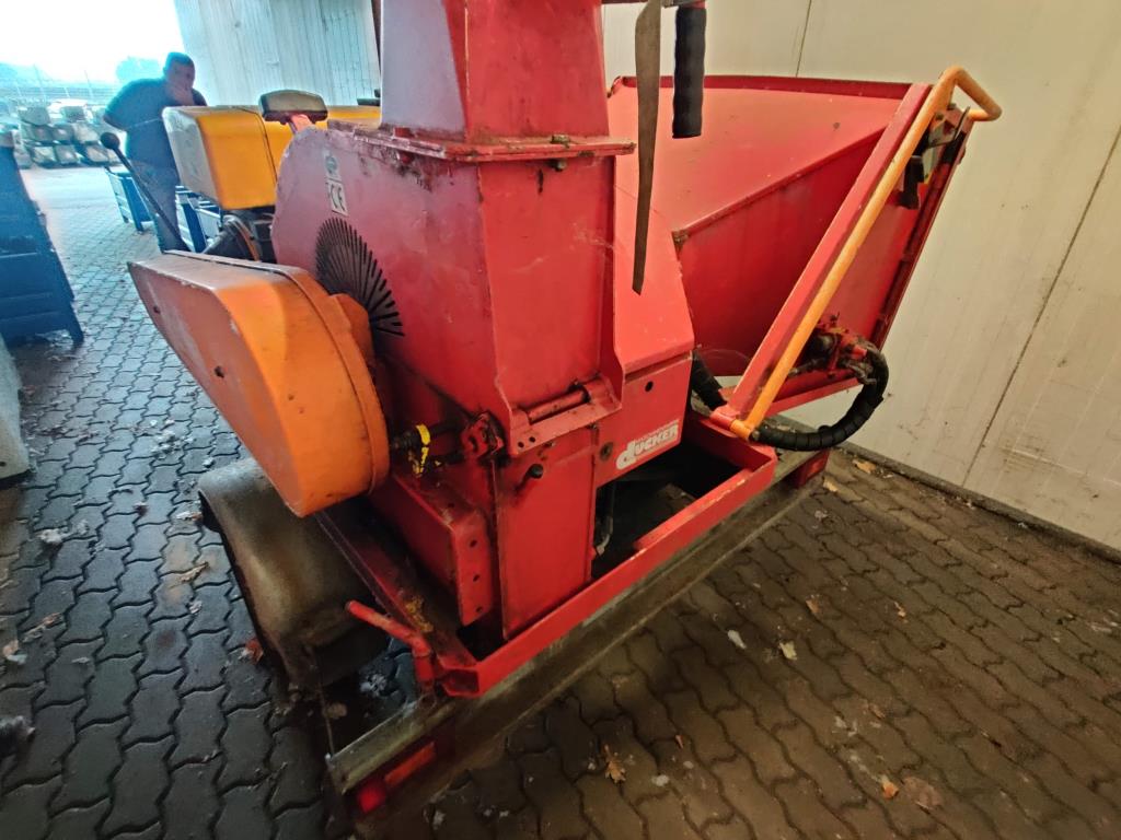 div. Kantineneinrichtung sowie Werkstattzubehör aus dem Hafenumfeld-2