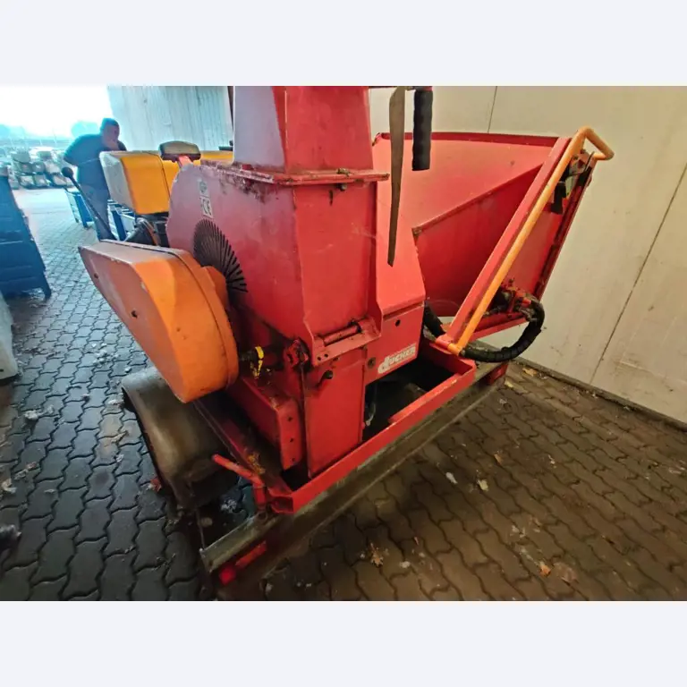 Werkplaats/benodigdheden voor loodgieterswerk uit het havengebied-2