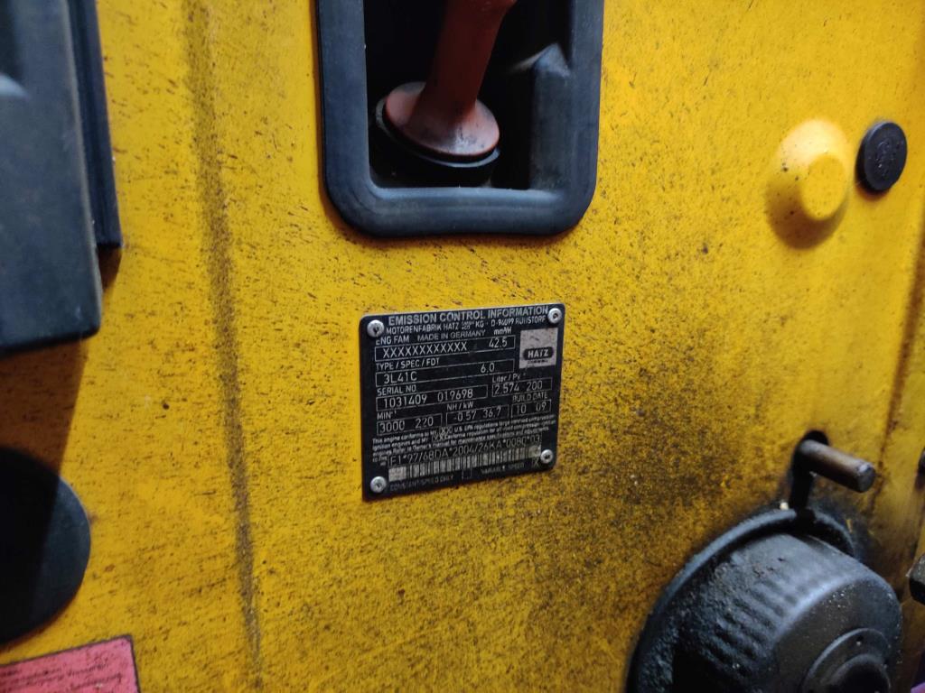 div. Kantineneinrichtung sowie Werkstattzubehör aus dem Hafenumfeld-9