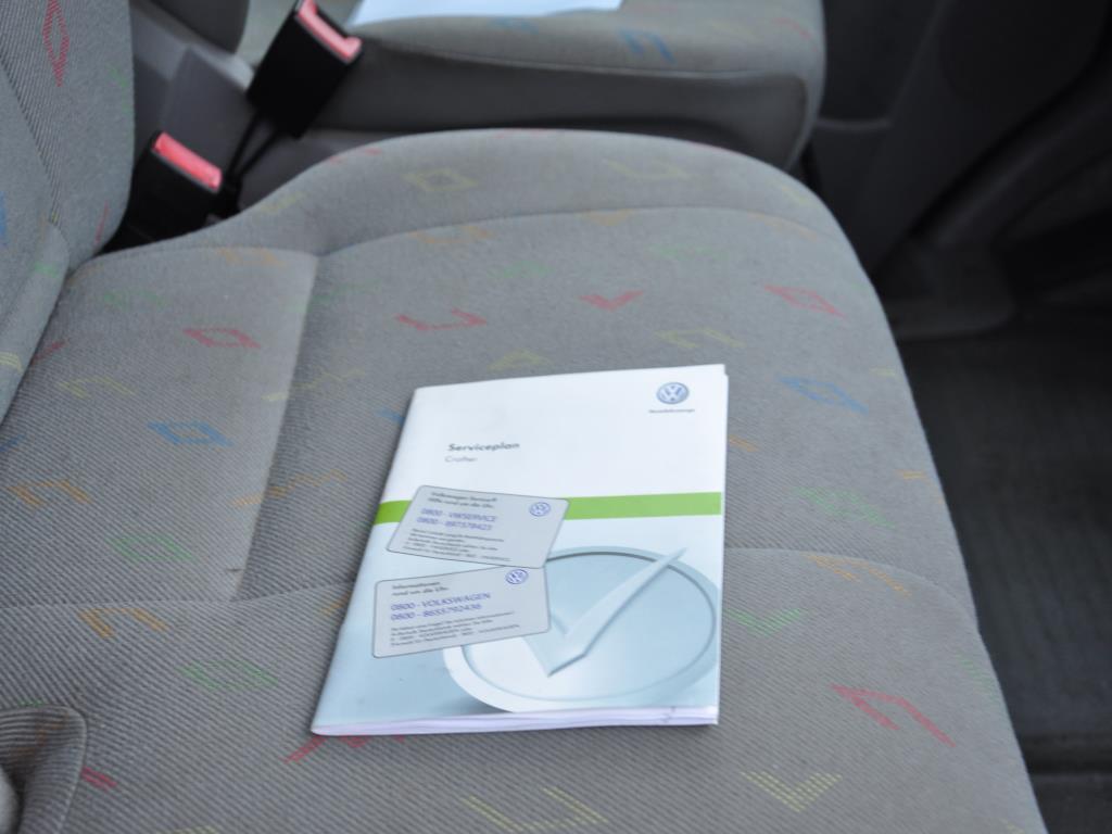 Dobrze utrzymane maszyny do obróbki drewna, systemy odciągowe i narzędzia ręczne w warsztacie/porcie drzewnym-11