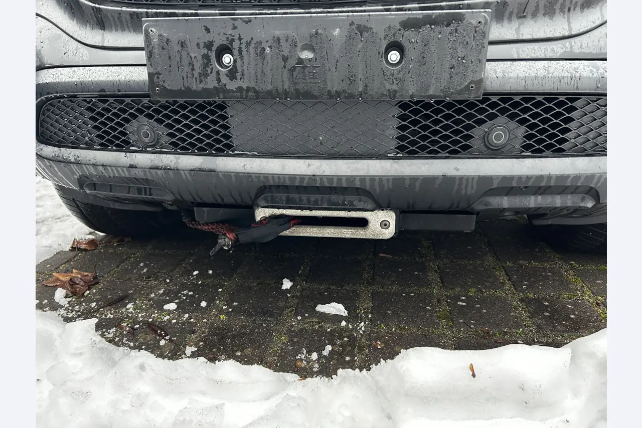 gepflegte Fahrzeuge aus dem Hafenumfeld-18