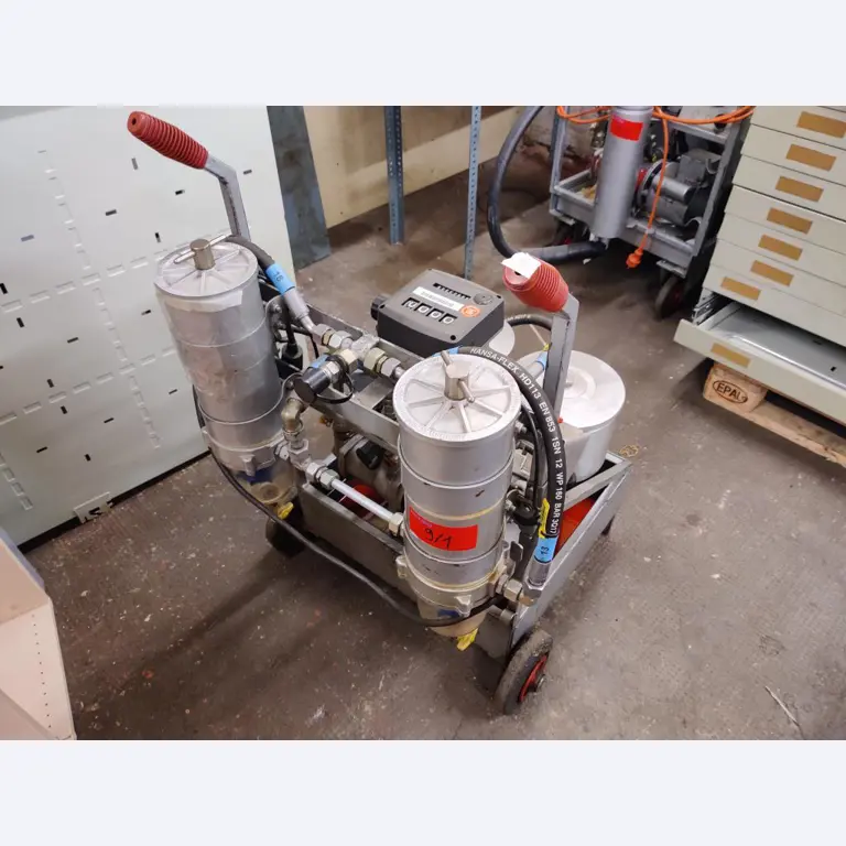 div. Kantineneinrichtung sowie Werkstattzubehör aus dem Hafenumfeld-2