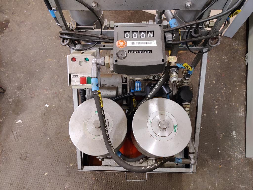 div. Kantineneinrichtung sowie Werkstattzubehör aus dem Hafenumfeld-7