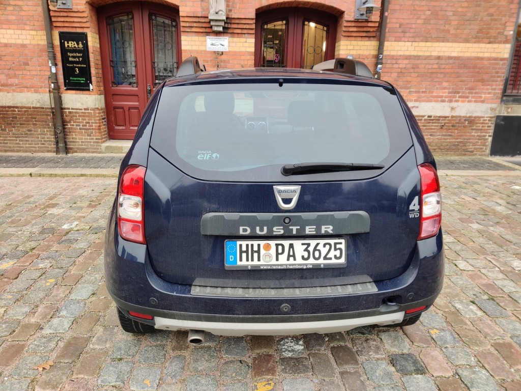 Equipos de taller y fontanería de la zona portuaria-6