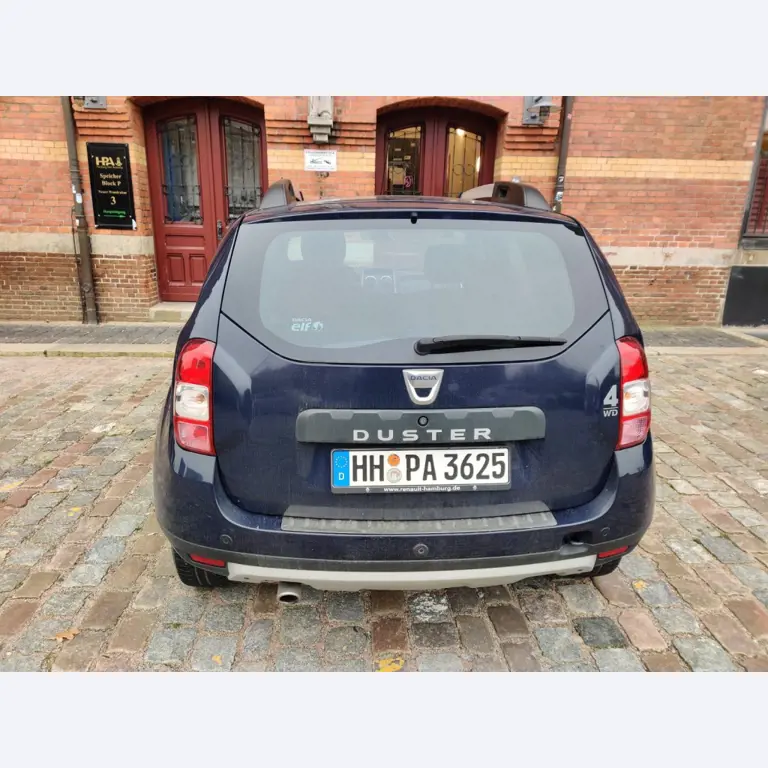 Equipos de taller y fontanería de la zona portuaria-6