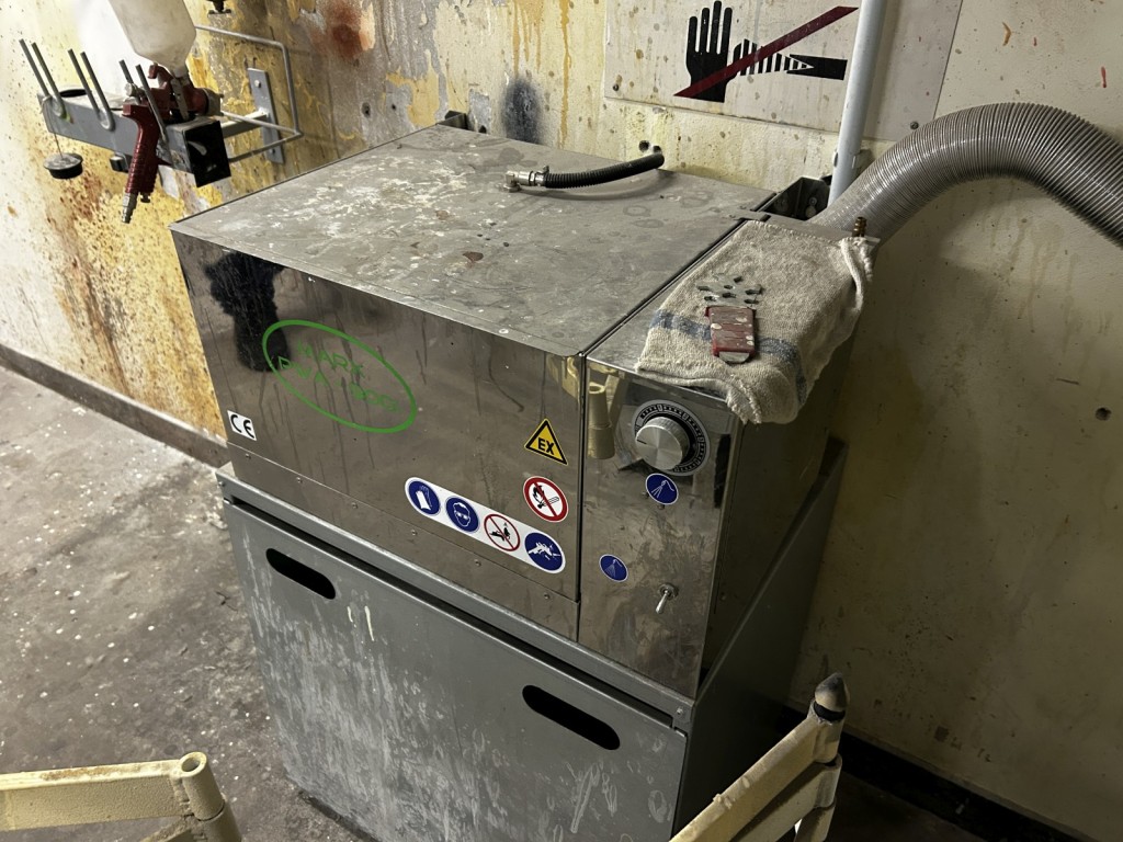 various canteen equipment and workshop accessories from the port area-4