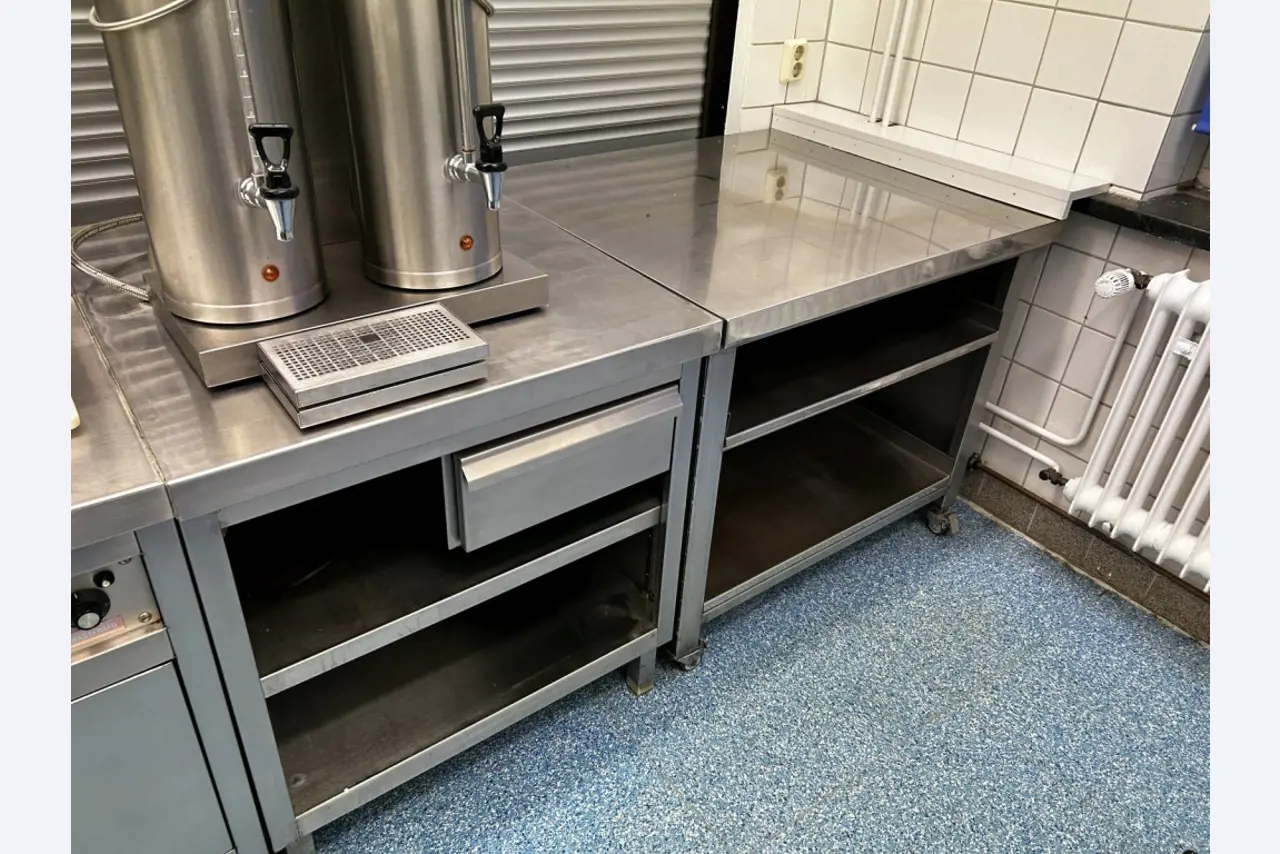 various canteen equipment and workshop accessories from the port area-2