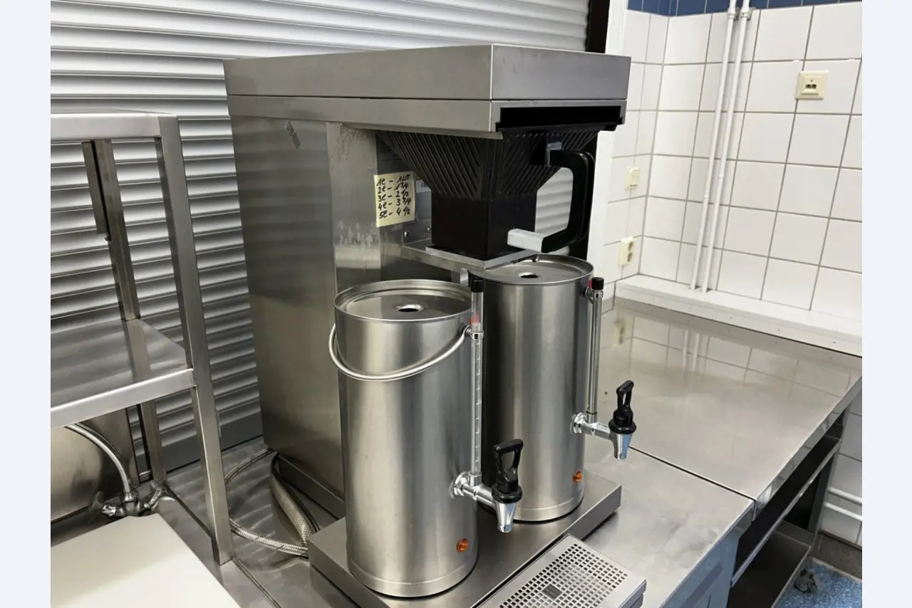 various canteen equipment and workshop accessories from the port area-8