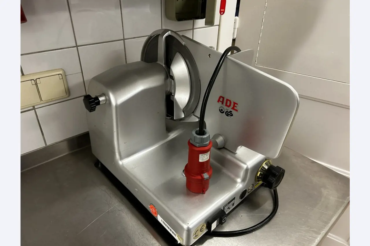 various canteen equipment and workshop accessories from the port area-3