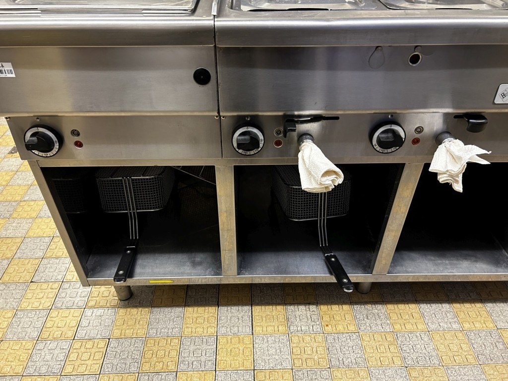 Werkstatt/ Klempnereinrichtung aus dem Hafenumfeld-4