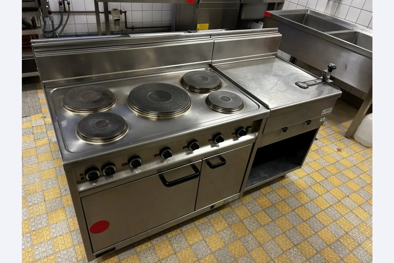 various canteen equipment and workshop accessories from the port area-1