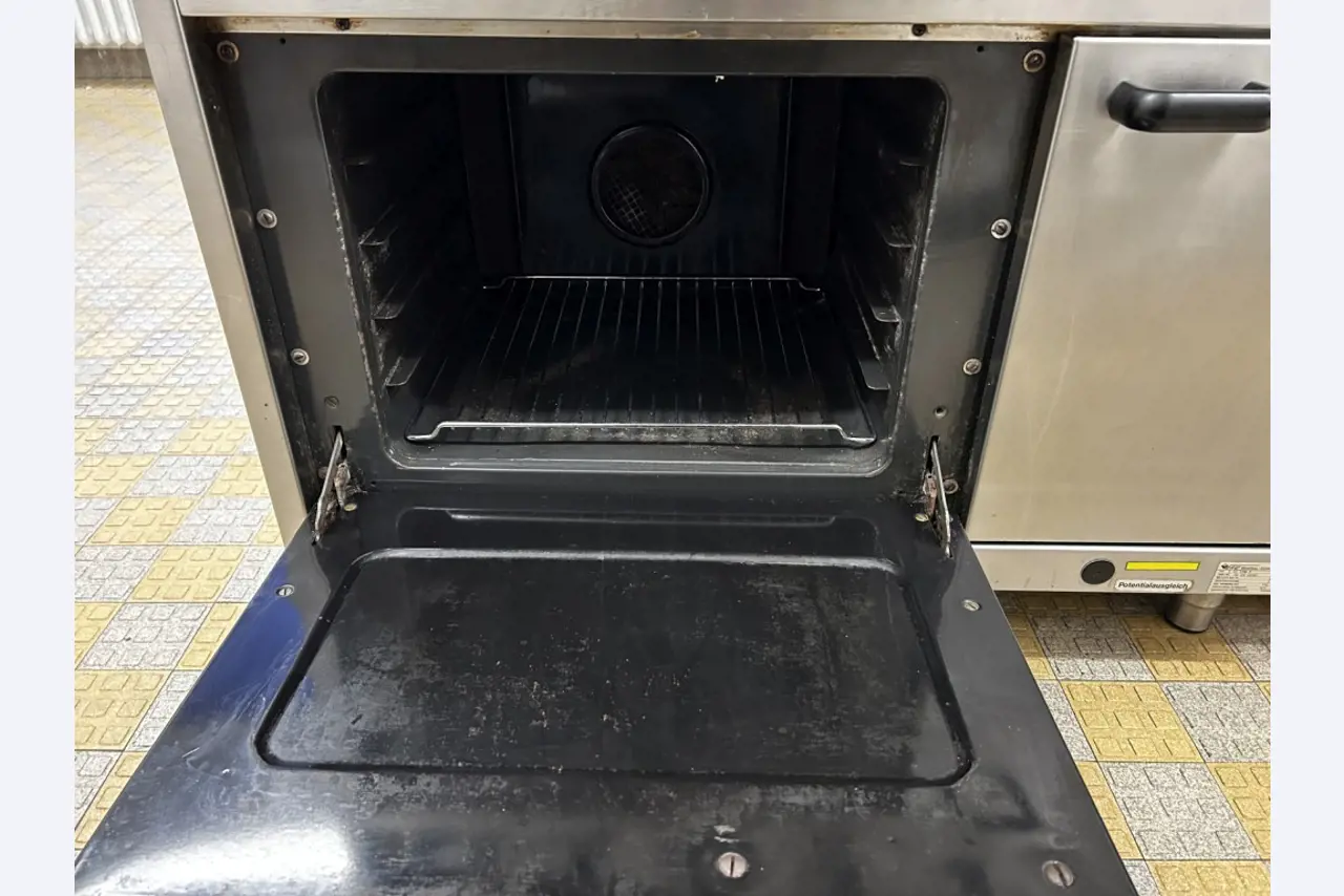 various canteen equipment and workshop accessories from the port area-3