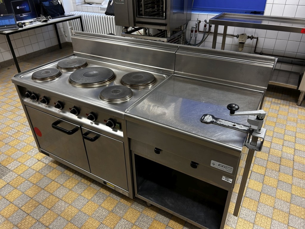 various canteen equipment and workshop accessories from the port area-6