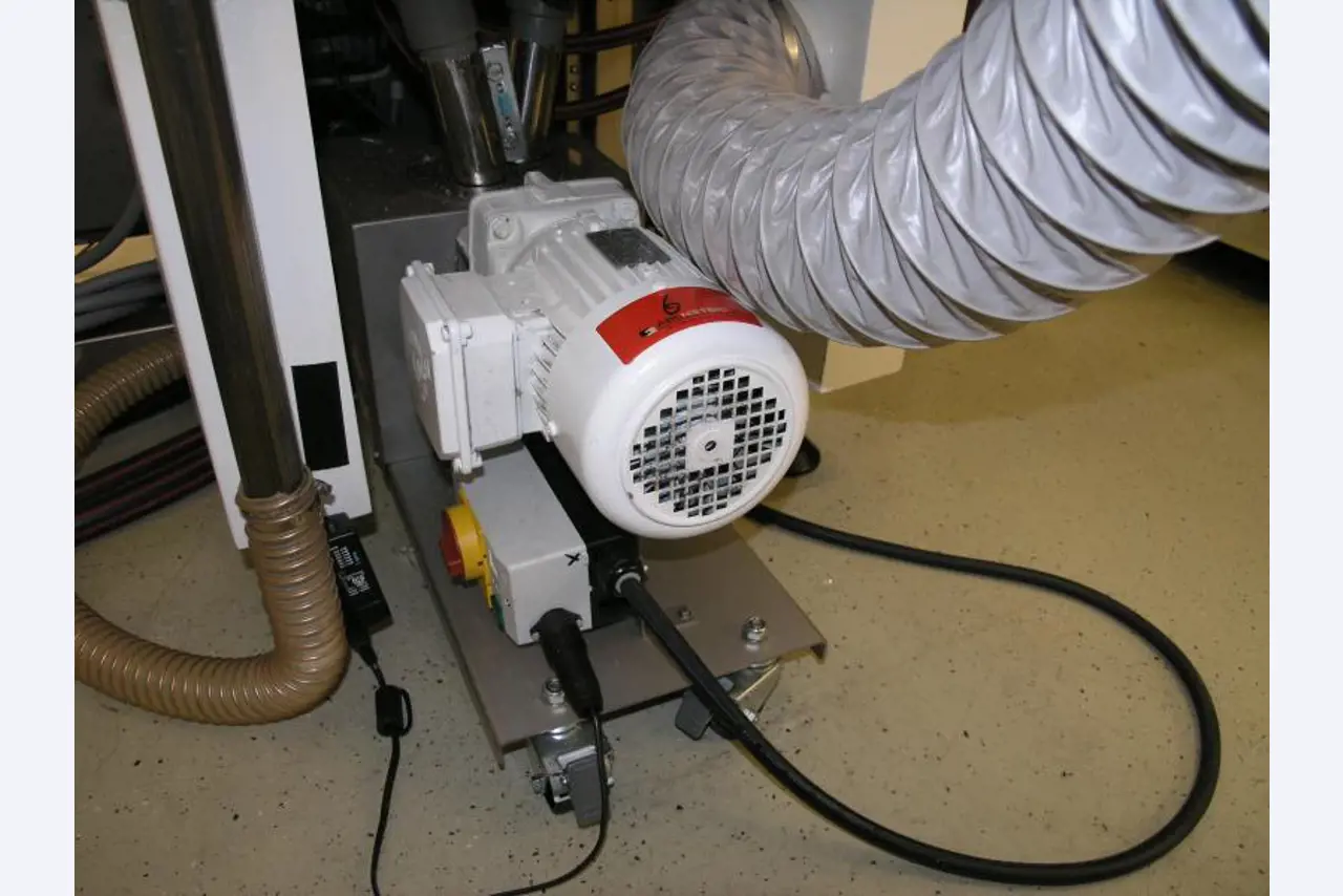 Vermögensverwaltungsgesellschaft <br>DVD Dassow GmbH-1