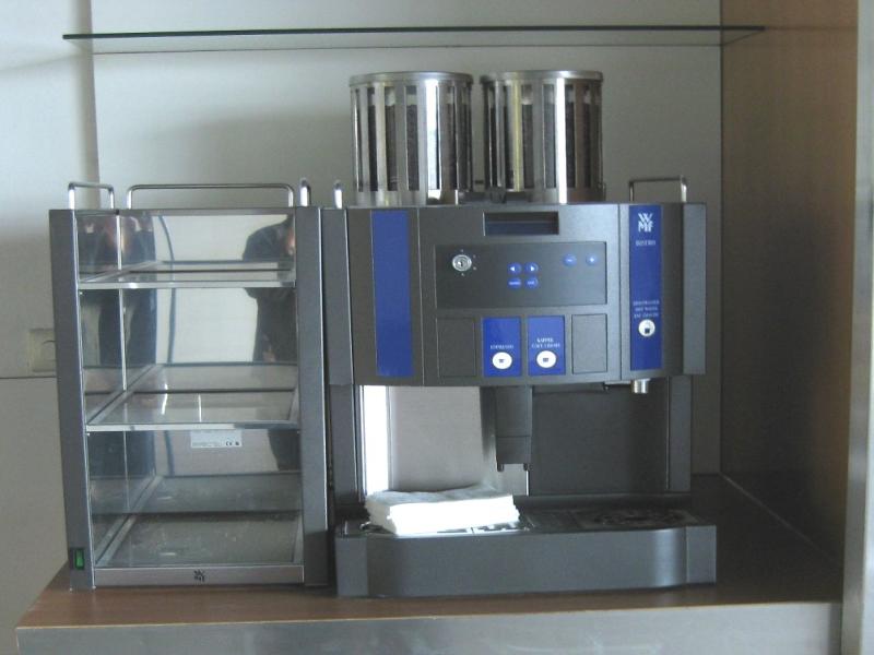 well maintained surplus catering equipment and technique-1