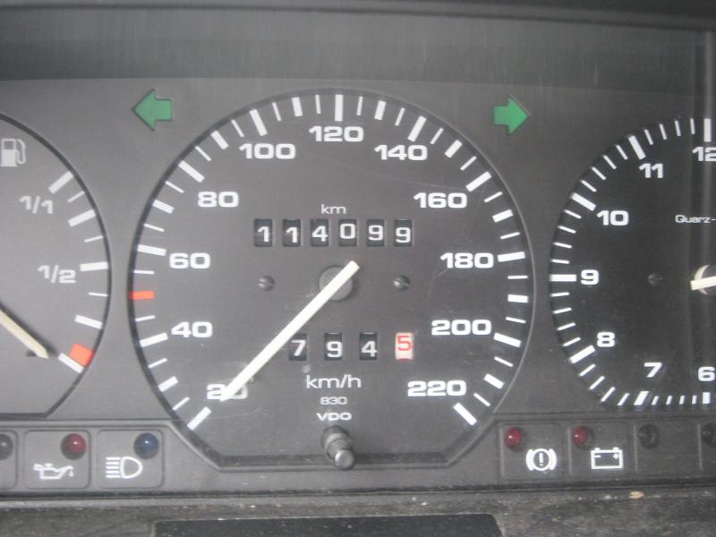 well maintained surplus catering equipment and technique-2