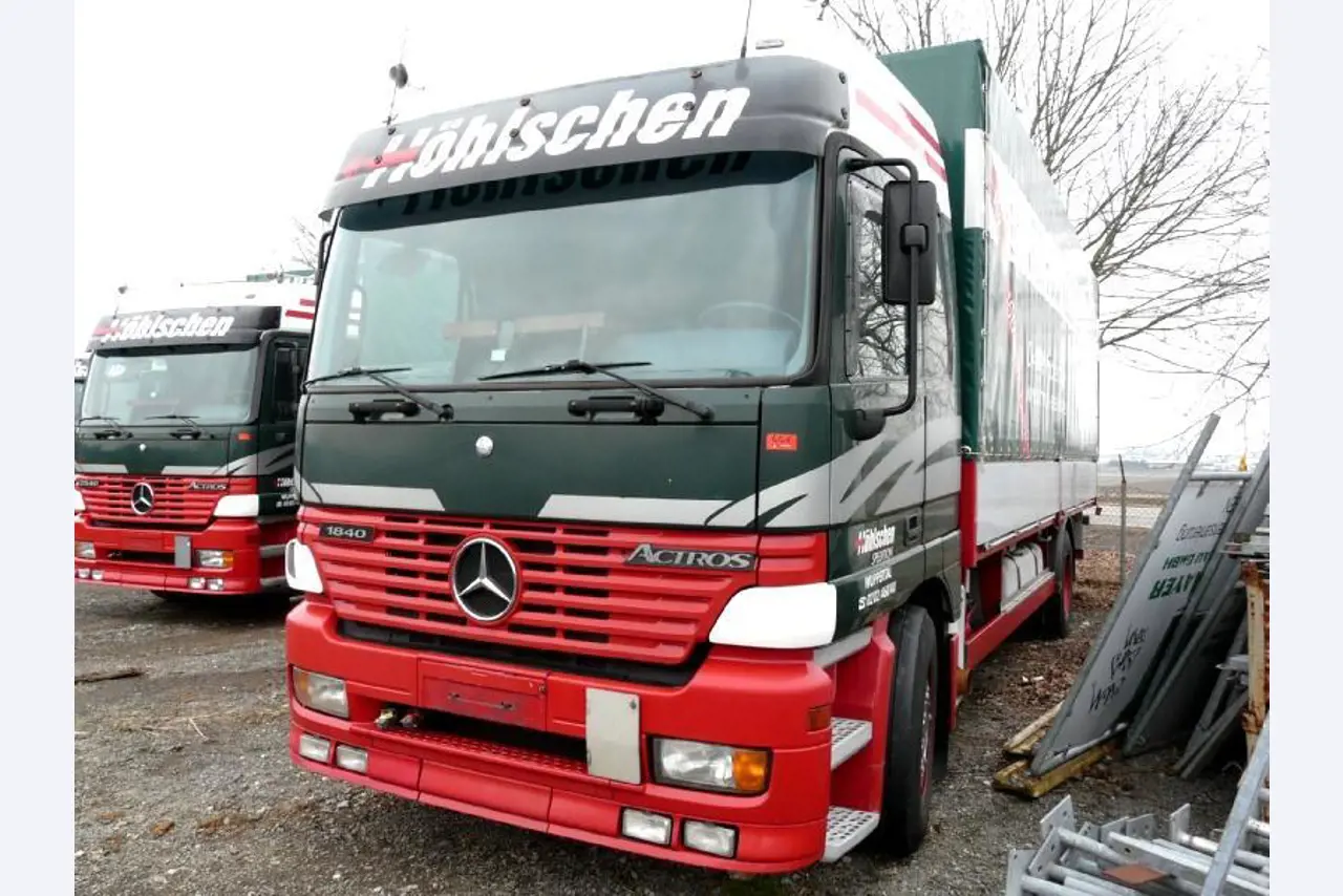 Agencia de transportes Ewald Höhlschen-5