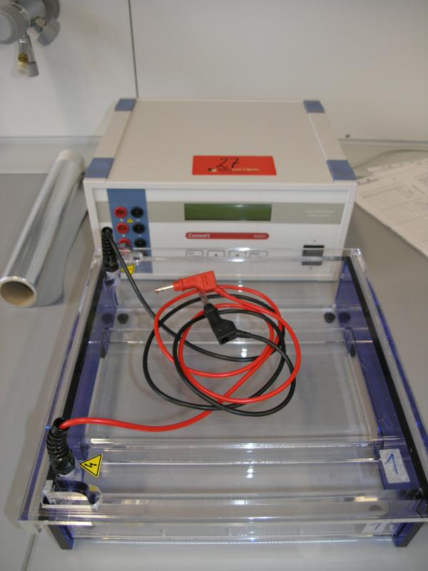 labortechnische Gerätschaften -18