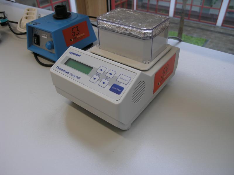 labortechnische Gerätschaften -33