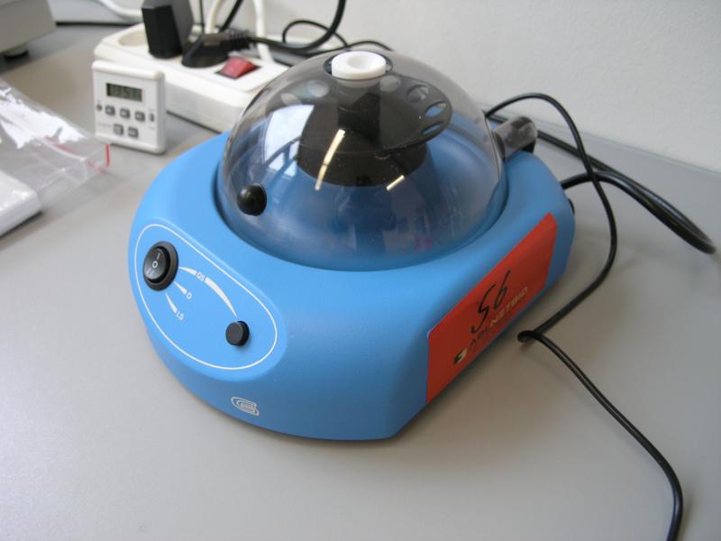 labortechnische Gerätschaften -34