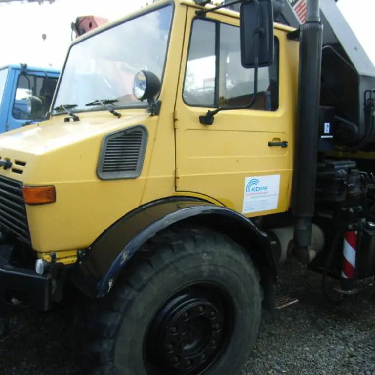 LKW Mercedes-Benz Unimog U 1750