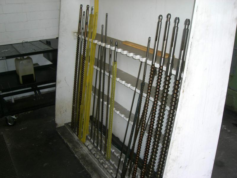 Mannigfaltige Pakete an Werkzeugen/ Werkzeughalter-2