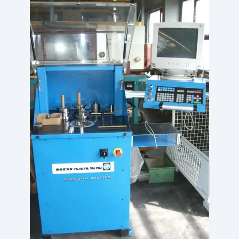 well-maintained CNC - grinding machines-1