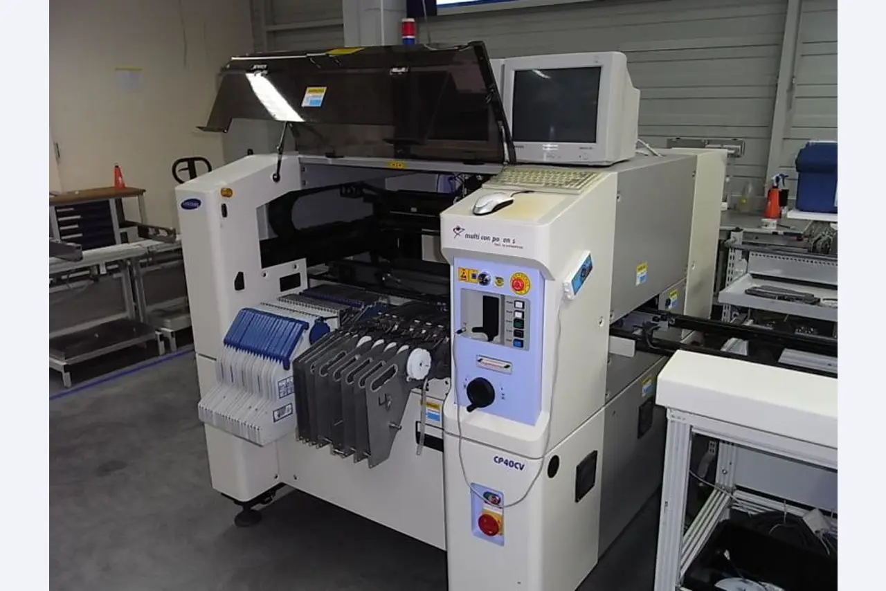 SMD - Bestückungsautomat CP-40CVff Samsung-2