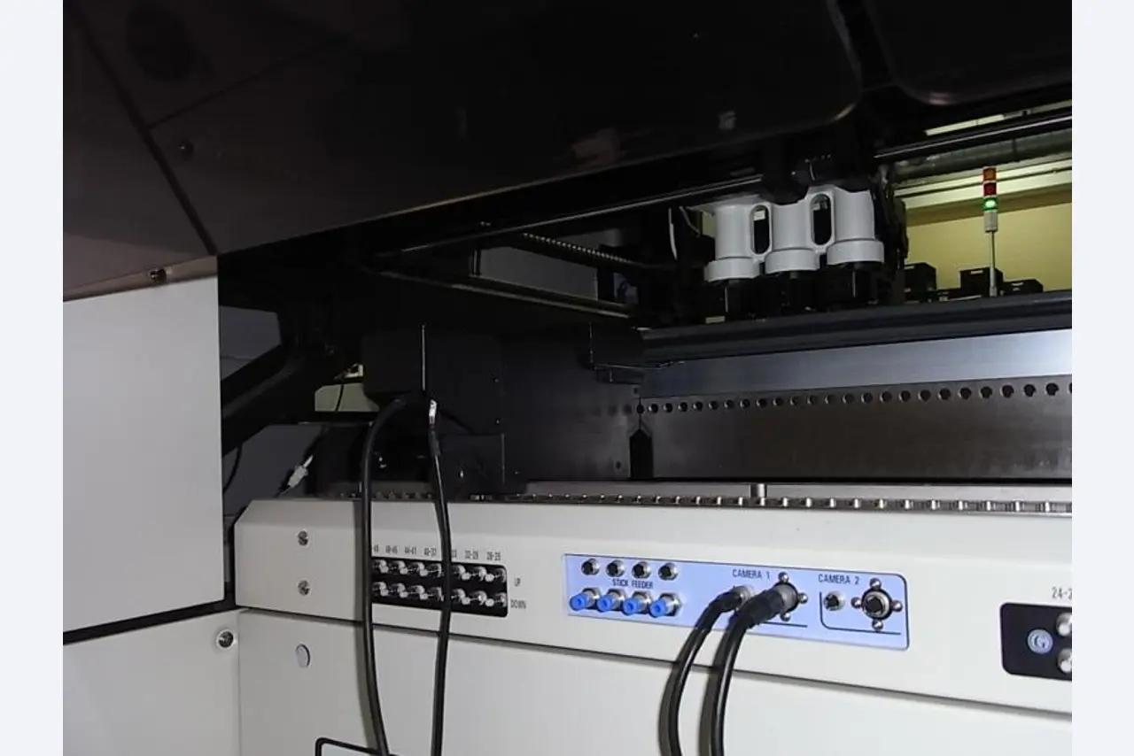 SMD - Bestückungsautomat CP-40CVff Samsung-7