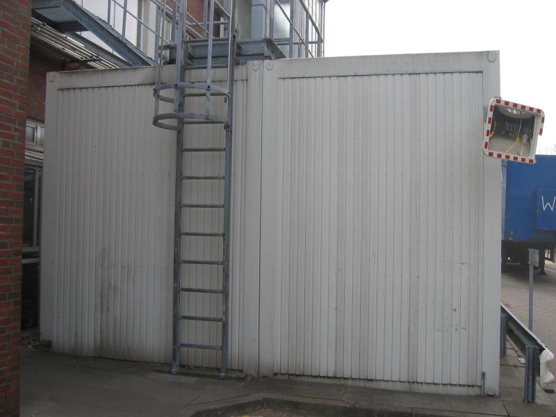 well-maintained laboratory equipment-3