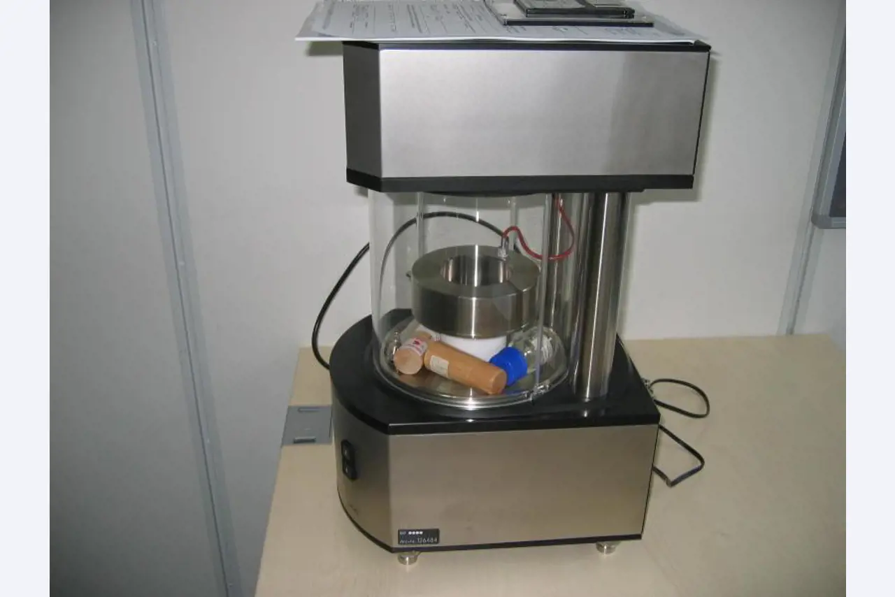 well-maintained laboratory equipment-2
