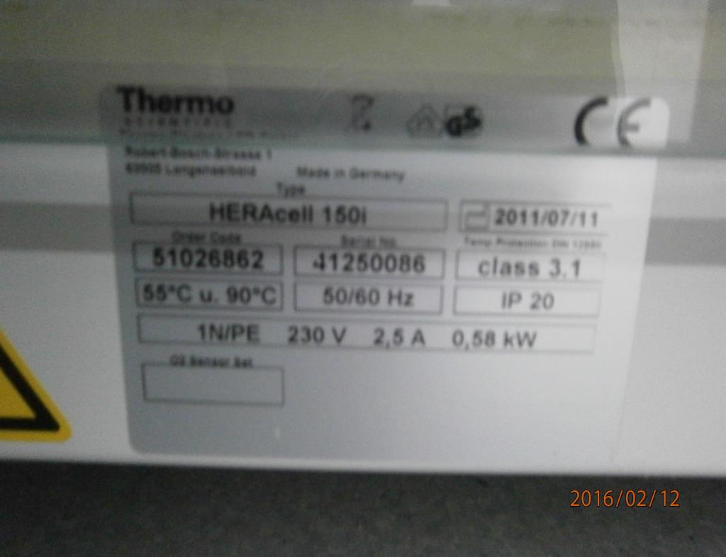 dobro vzdrževana laboratorijska oprema.-4