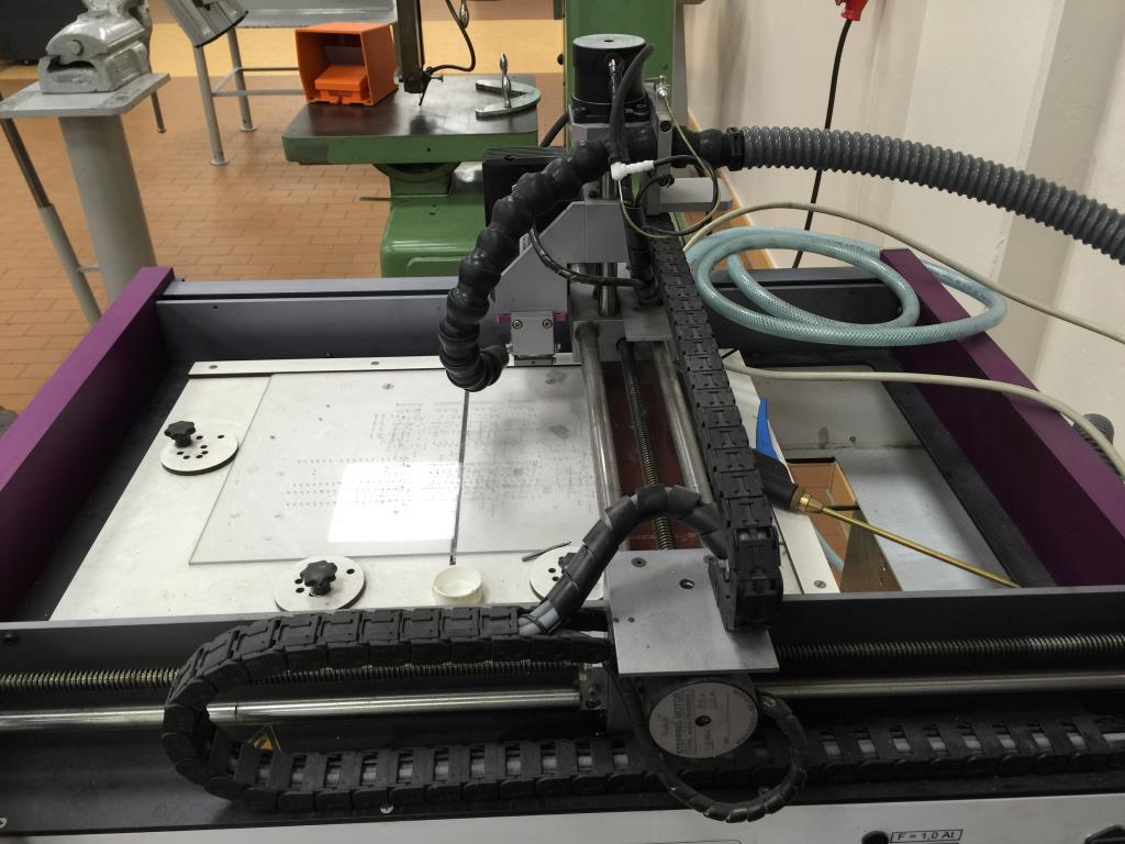 gepflegte Laborausstattung-3