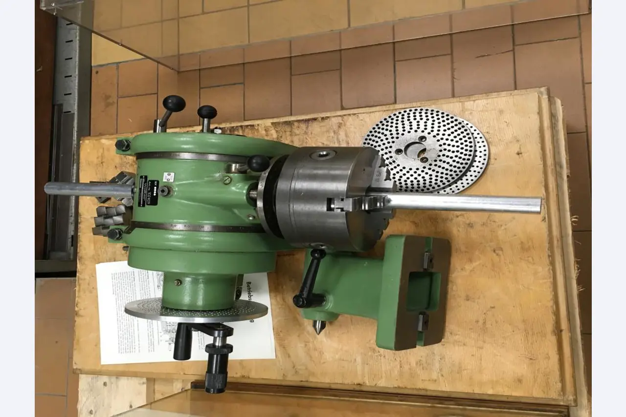 gepflegte Laborausstattung-2