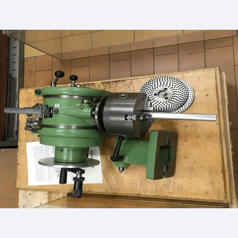 gepflegte Laborausstattung-2