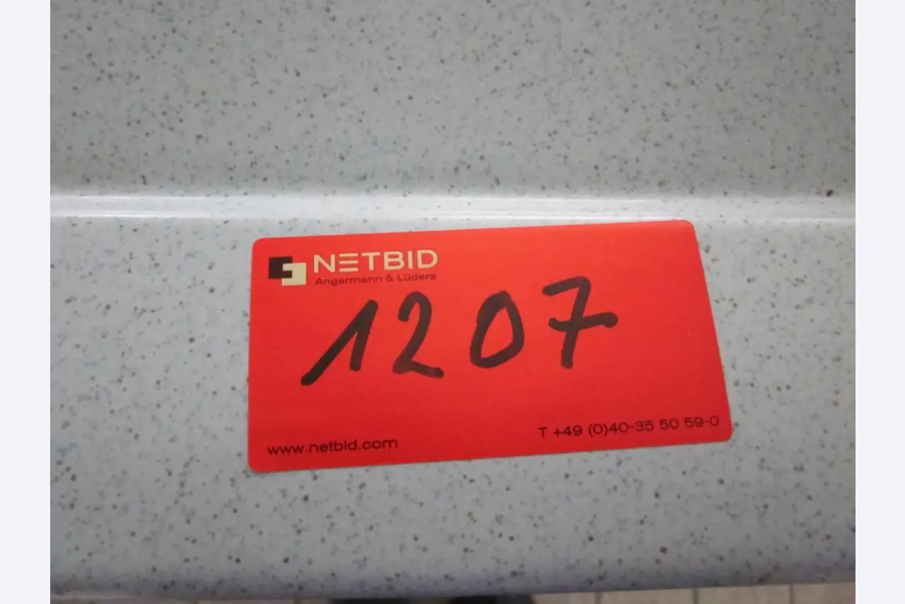 well-maintained laboratory equipment-2