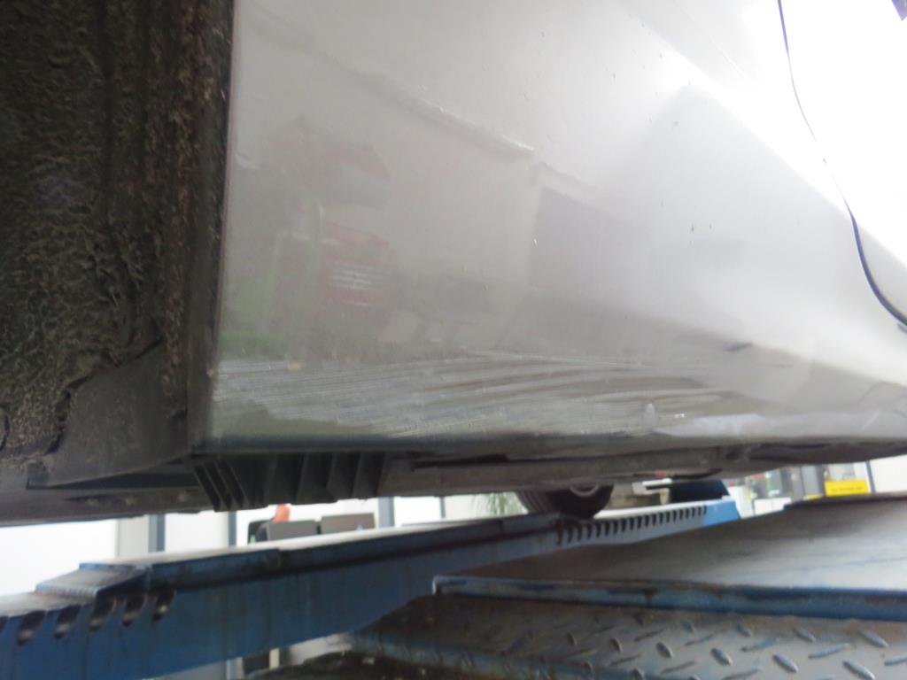 well-maintained laboratory equipment-13