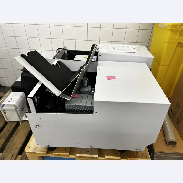 du matériel de laboratoire haut de gamme provenant d'une entreprise de renom-1