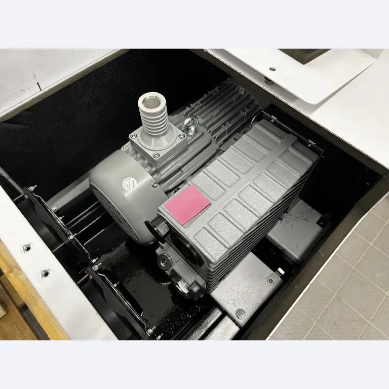 du matériel de laboratoire haut de gamme provenant d'une entreprise de renom-3