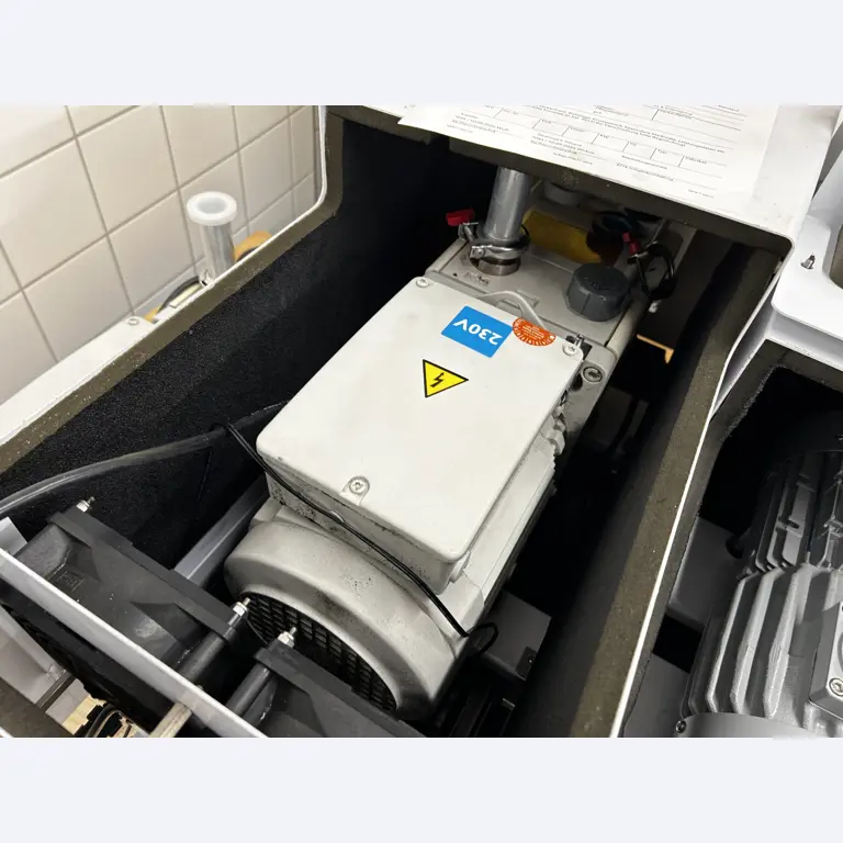 du matériel de laboratoire haut de gamme provenant d'une entreprise de renom-6