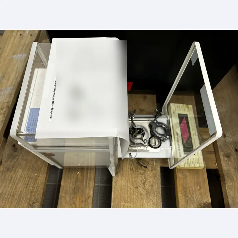 du matériel de laboratoire haut de gamme provenant d'une entreprise de renom-1