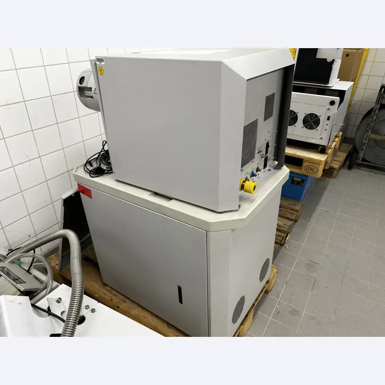 du matériel de laboratoire haut de gamme provenant d'une entreprise de renom-1