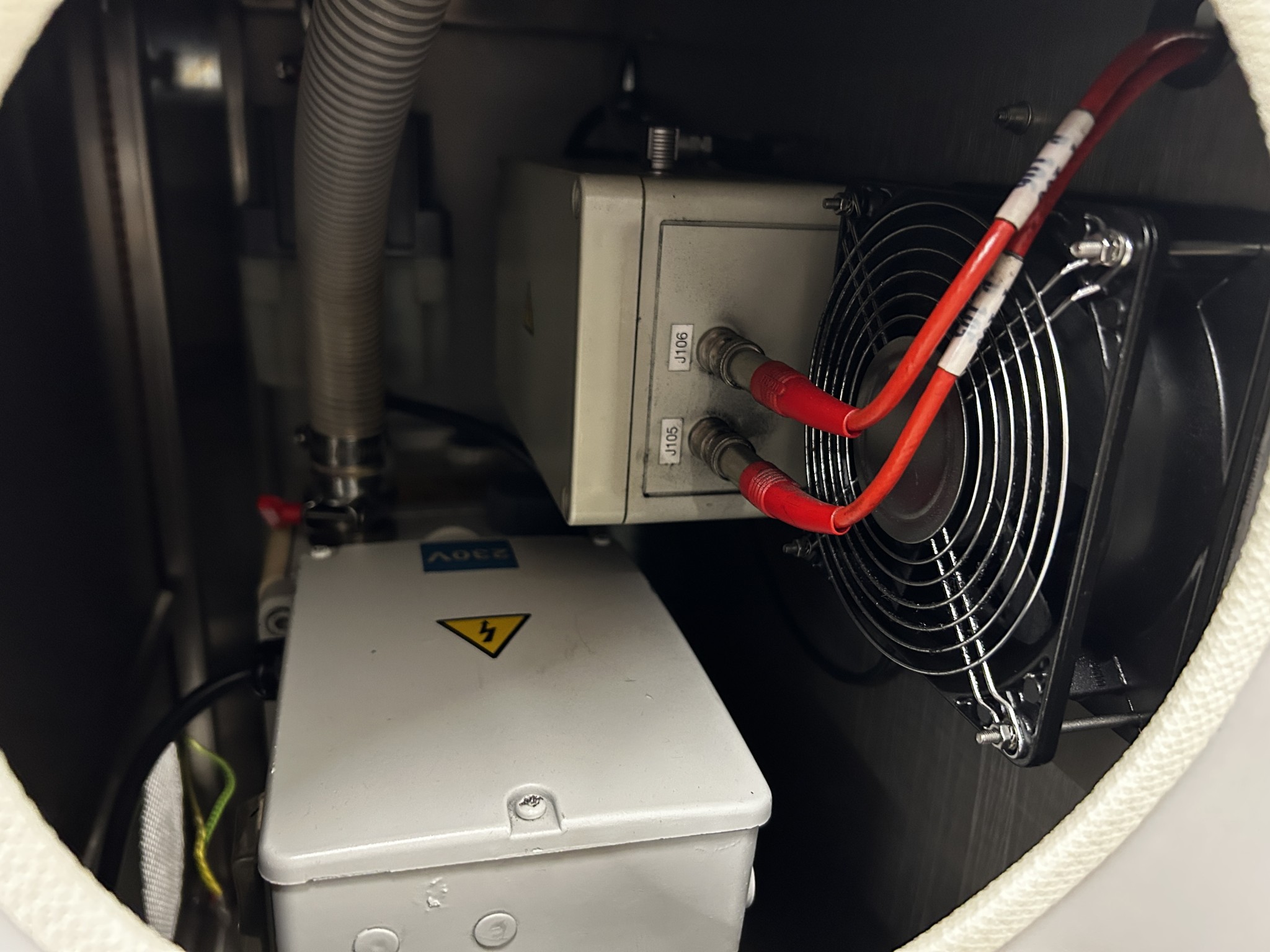 du matériel de laboratoire haut de gamme provenant d'une entreprise de renom-7